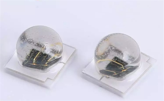 1718239578948645.jpg 双光源紫外灯杀菌灯.jpg